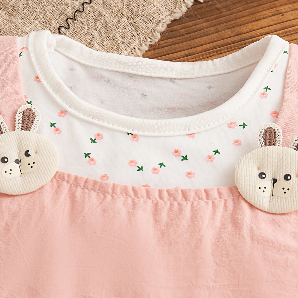 Zauberhaftes Mädchenkleidchen „Bunny Love“