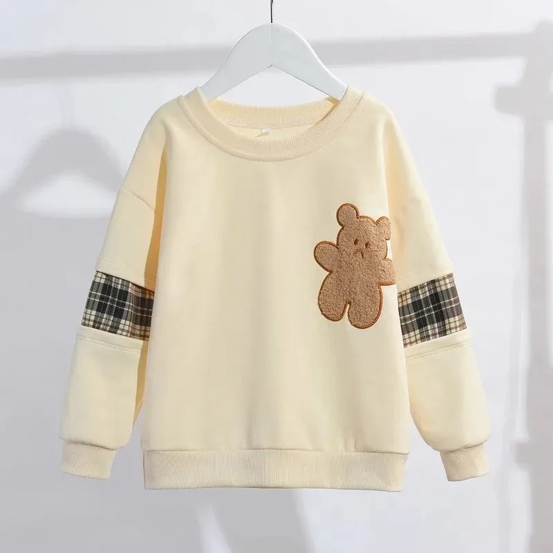 Kuschelige Bärenfreunde-Kollektion – Stilvolles Outfit für kleine Entdecker
