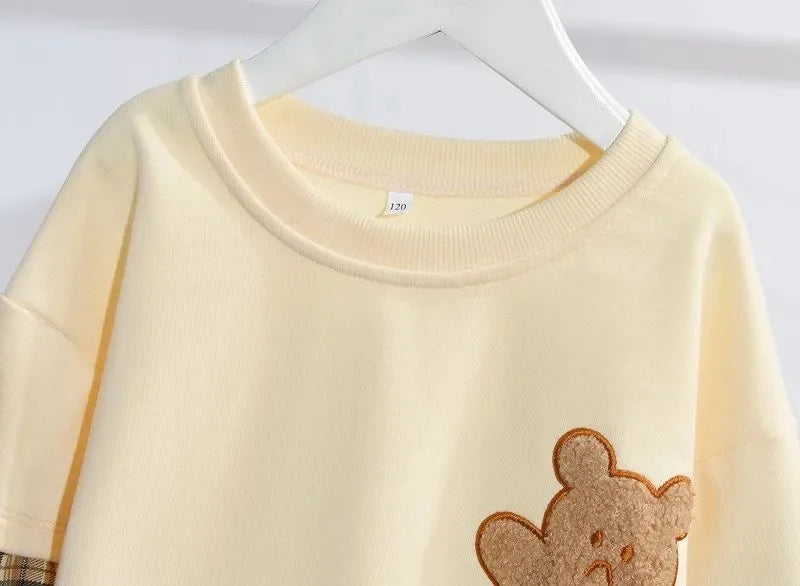 Kuschelige Bärenfreunde-Kollektion – Stilvolles Outfit für kleine Entdecker