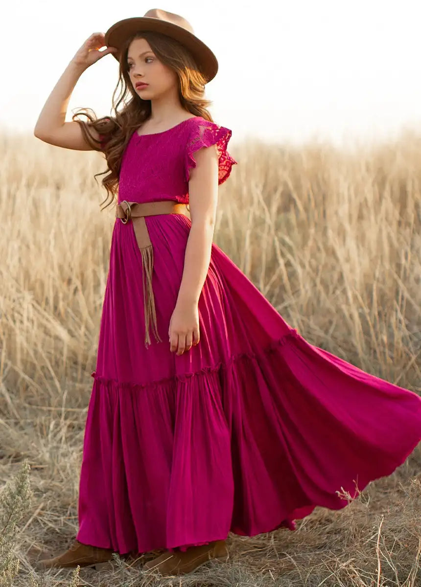 Langes Sommerkleid für Mädchen in zarten Farben