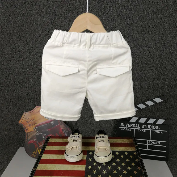 Shorts für Jungen & Mädchen in den Farben schwarz & weiß