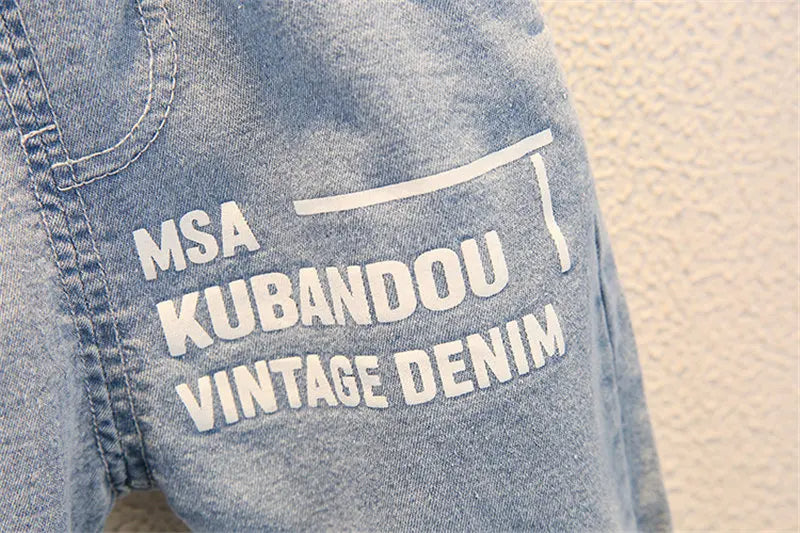 Kinder-Set „Urban Style“ – Bequemes T-Shirt & Jeans-Shorts