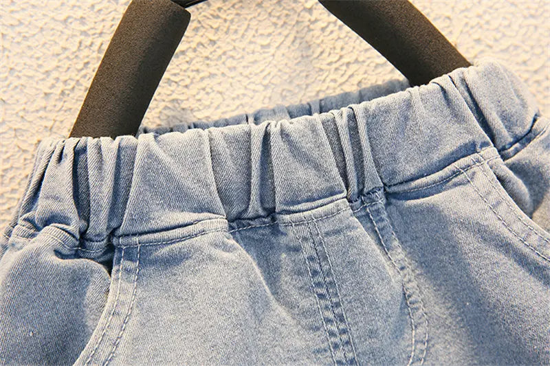 Kinder-Set „Urban Style“ – Bequemes T-Shirt & Jeans-Shorts