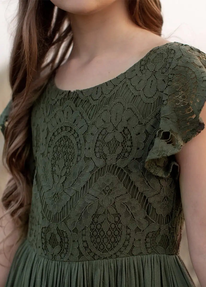 Langes Sommerkleid für Mädchen in zarten Farben