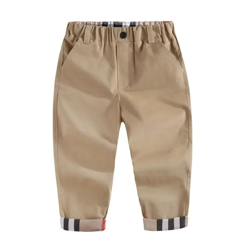 Modern Kid Jungen Chinohose – Stilvolle & Bequeme Kinderhose in Beige