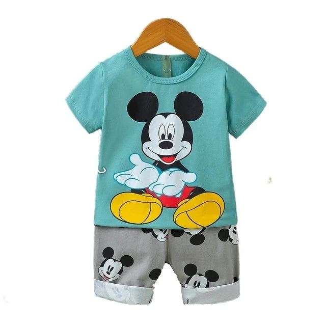 Fröhliches Sommer-Set für Jungen