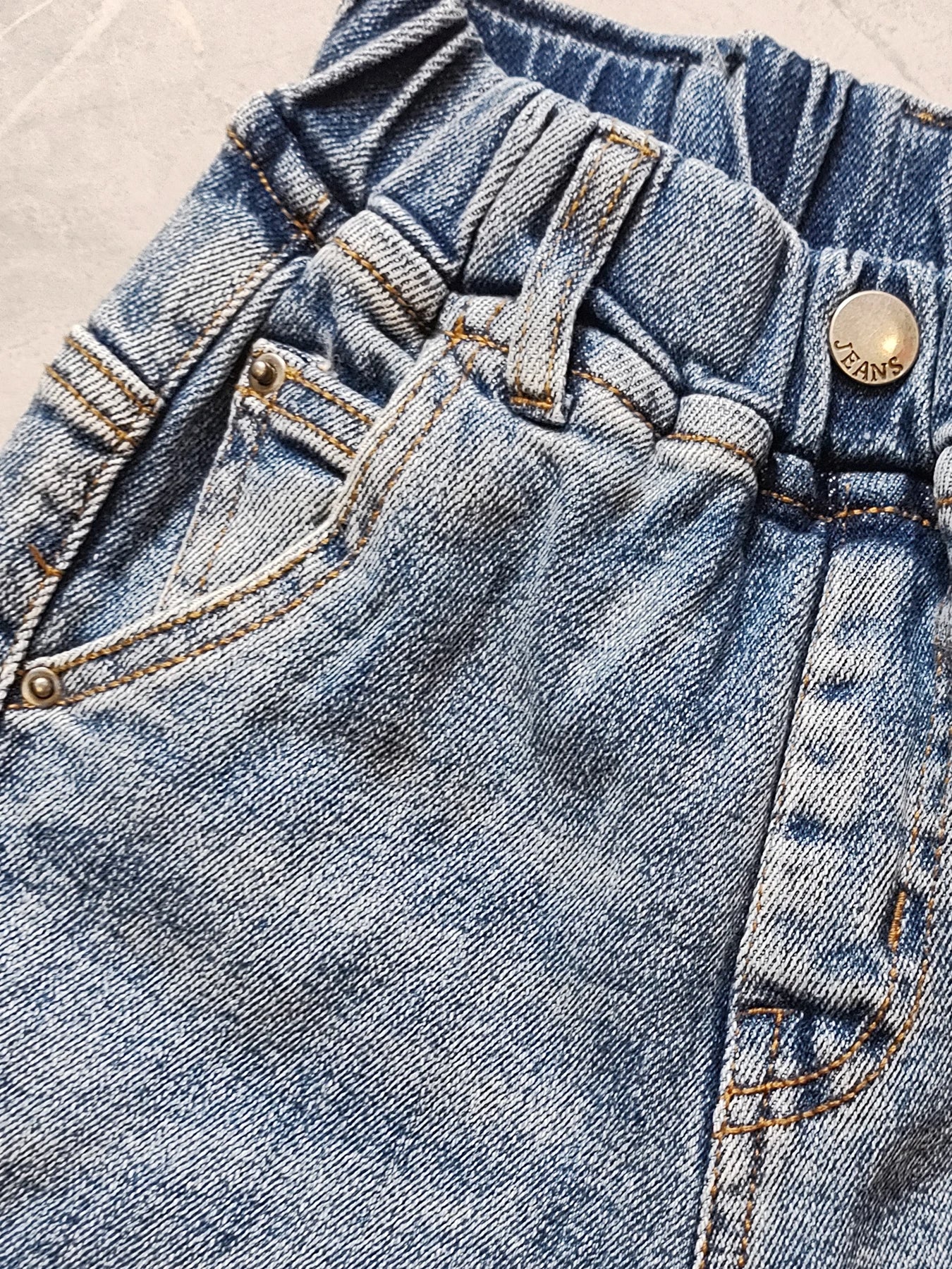 Komfort-Jeans für Kinder – Der perfekte Begleiter für kleine Abenteurer