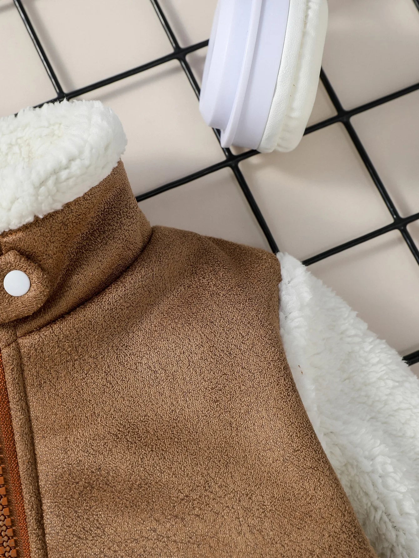 Kuschelige Abenteuerjacke für kleine Entdecker