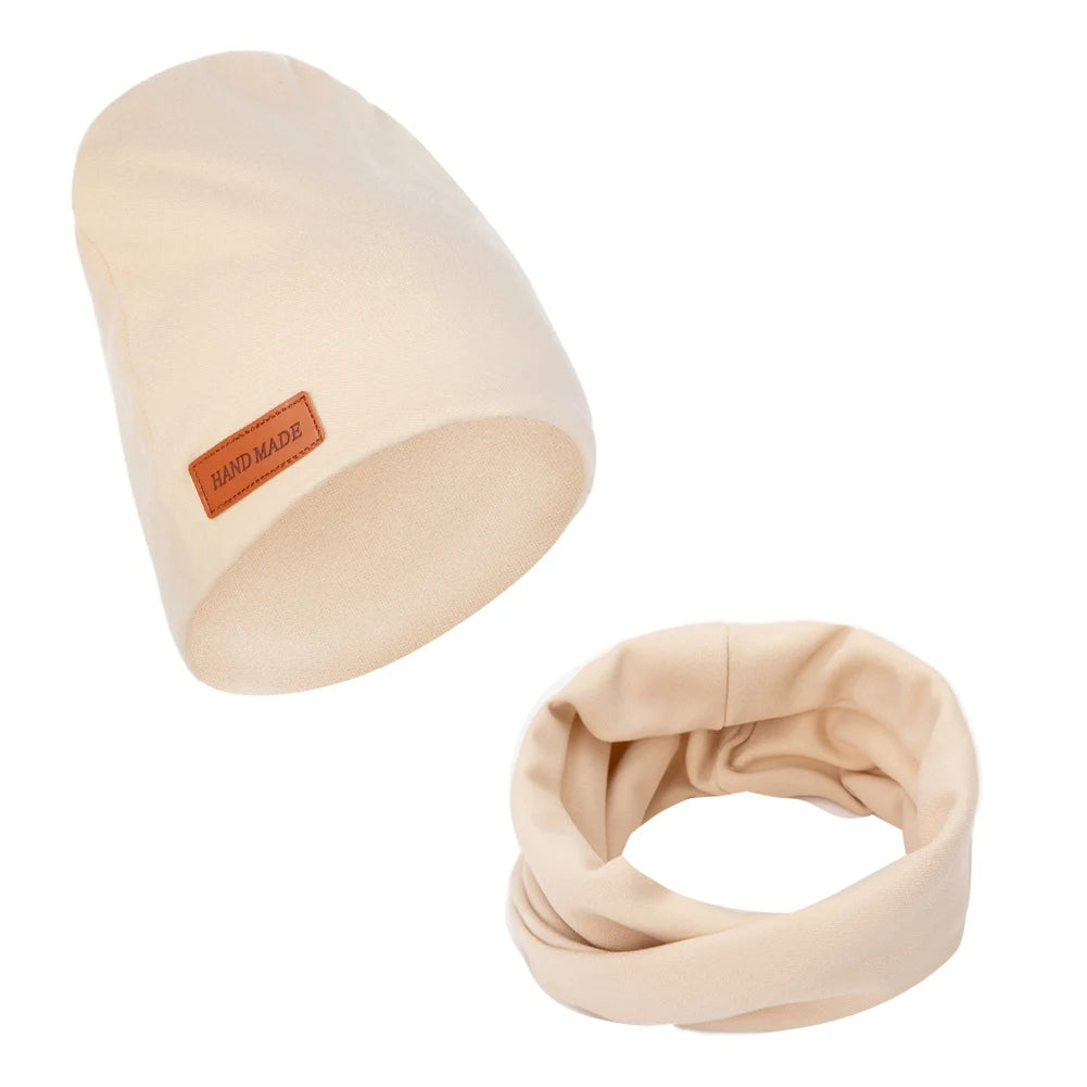 Handgemachtes Set aus Mütze & Halstuch für Kinder