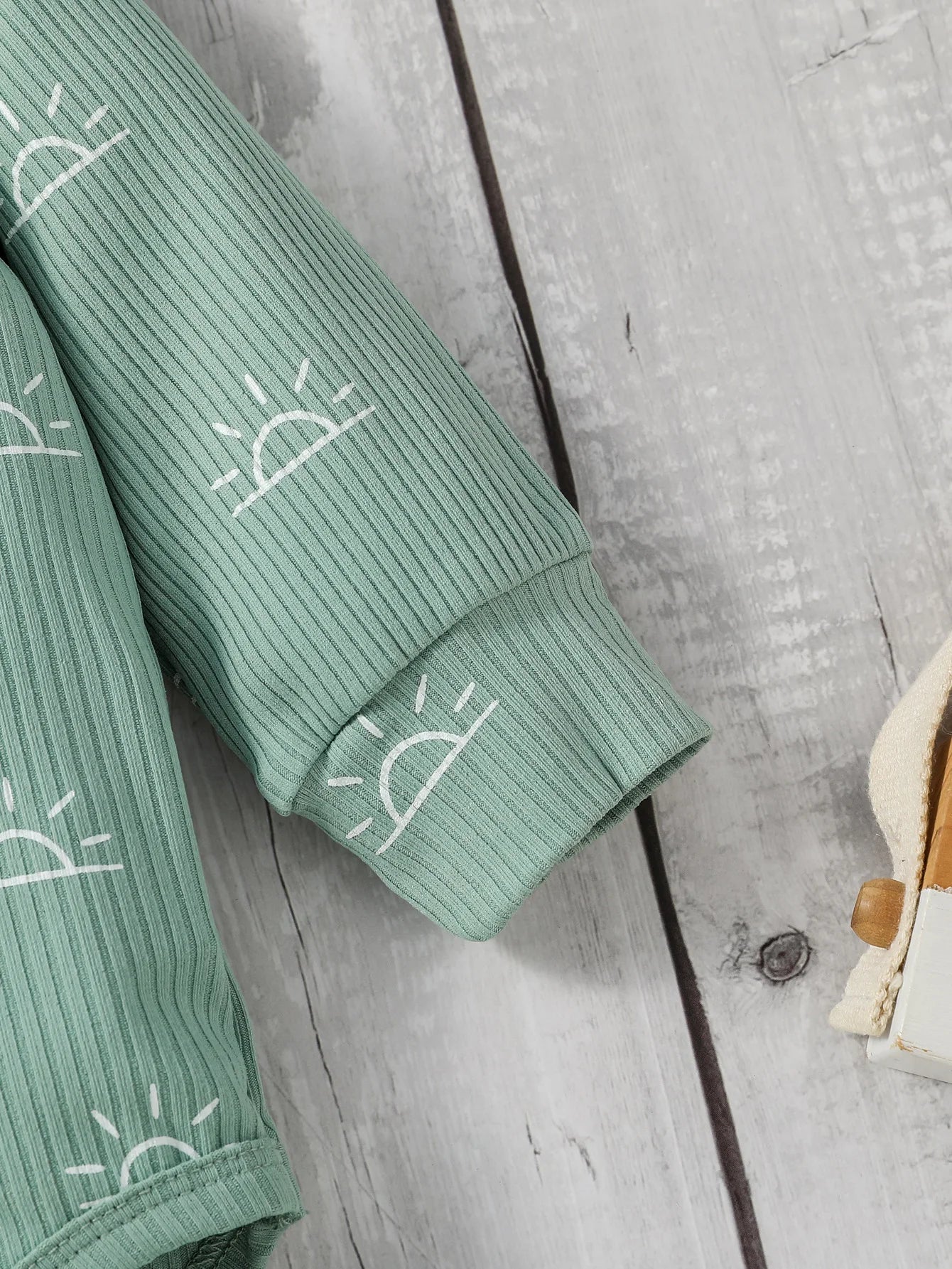 Baby Jungen 2-teiliges Outfit mit Sonnen-Print – Body & Hose