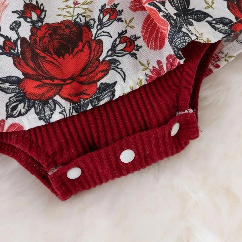 Zauberhafte Baby-Kleidchen-Sets für Mädchen