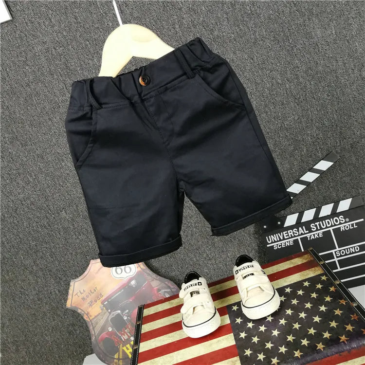 Shorts für Jungen & Mädchen in den Farben schwarz & weiß