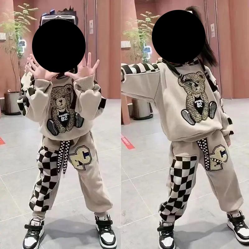 Kuscheliger Bären-Hoodie & Jogger-Set für Kinder