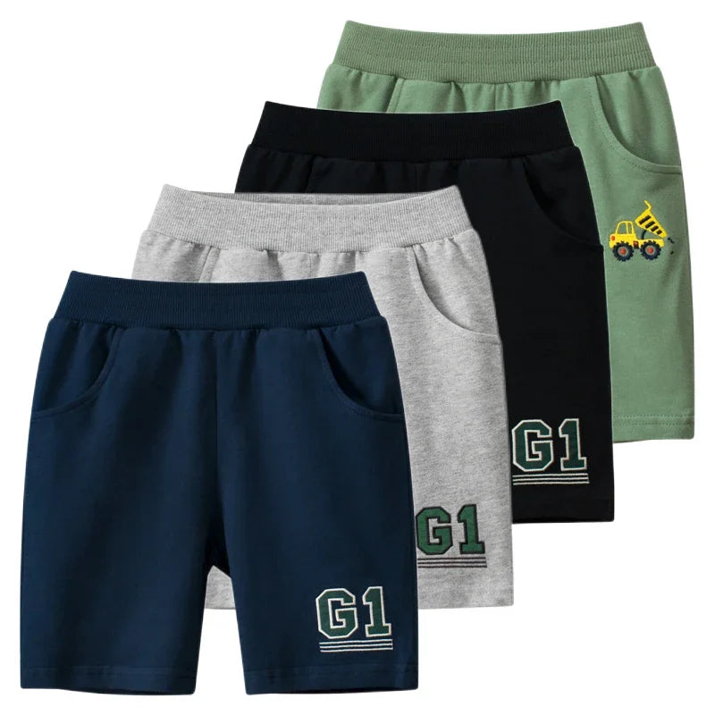 Sportliche Shorts für Jungen in verschiedenen Farben