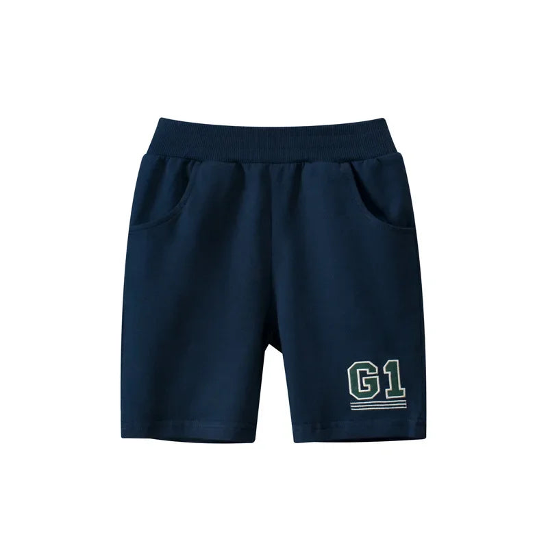 Sportliche Shorts für Jungen in verschiedenen Farben