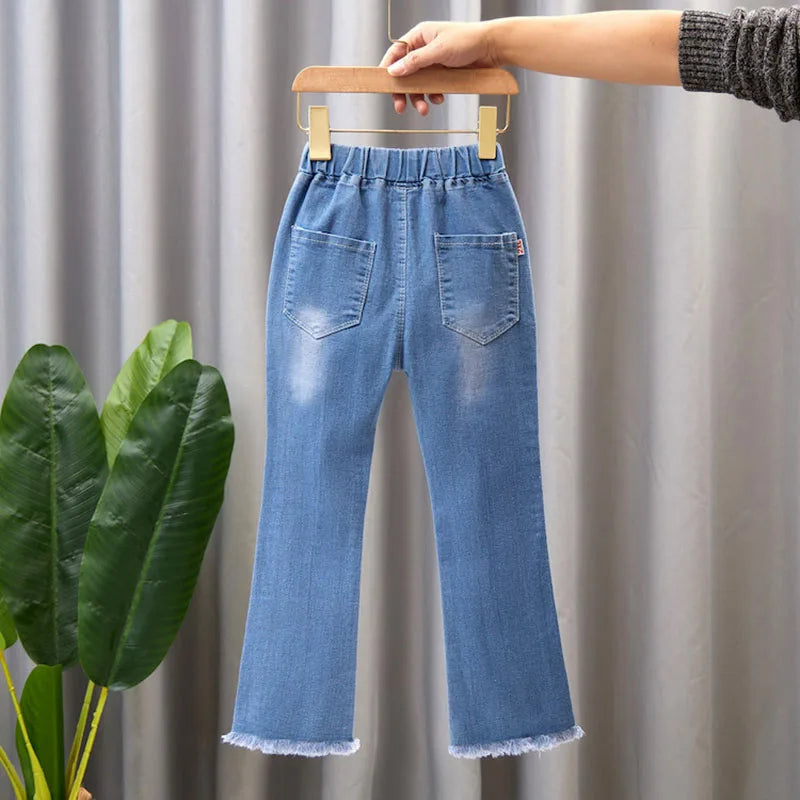Zauberhafte Kinder-Jeans "Fröhliche Schleifen"