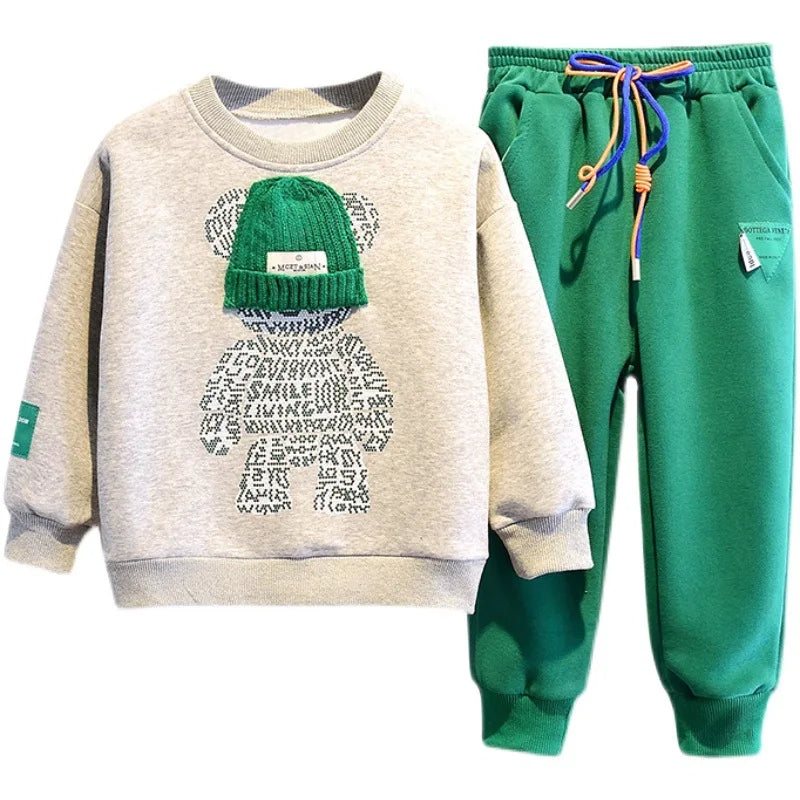 Kuschelweicher Kinder-Sweatanzug "Bärenstark"