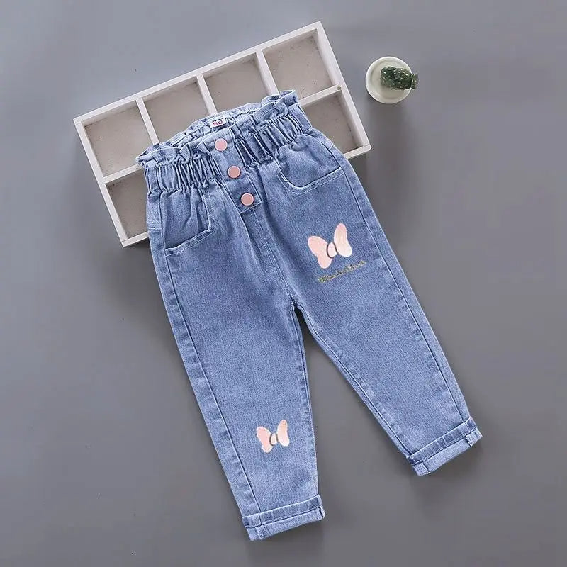 Modische Kinder-Jeans für Mädchen