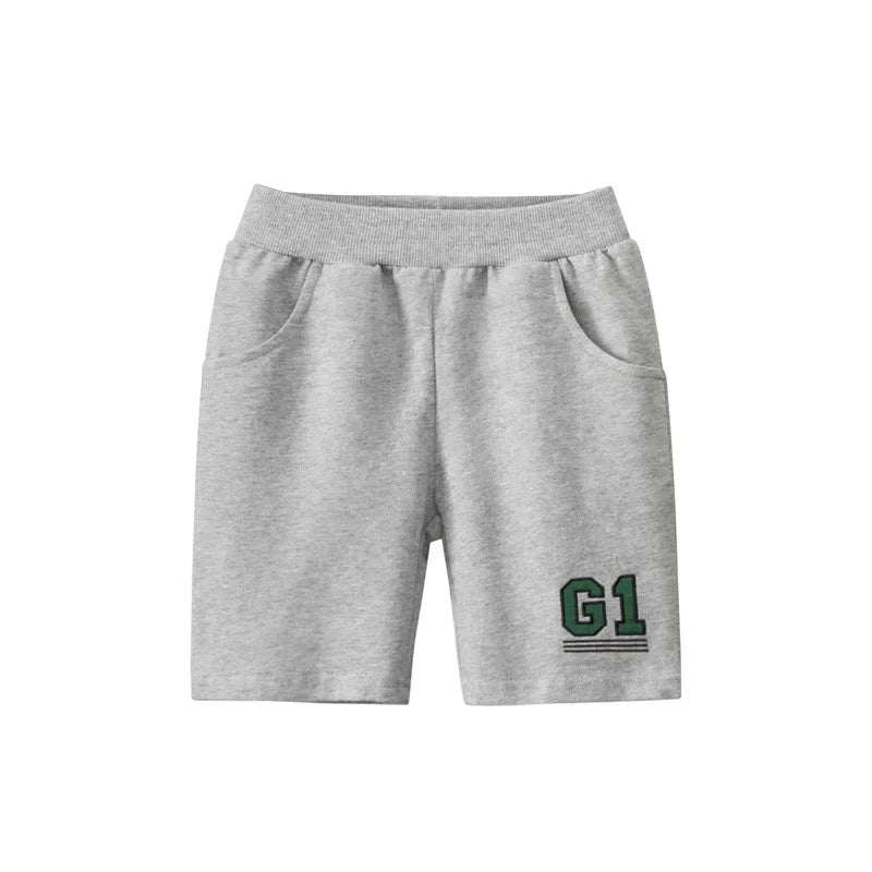 Sportliche Shorts für Jungen in verschiedenen Farben