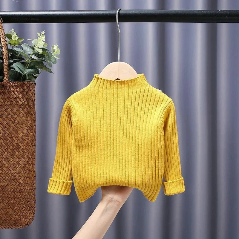 Kuschelweicher Komfort - Der Modern Kid Strickpullover