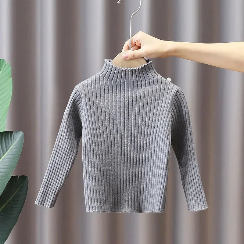 Kuschelweicher Komfort - Der Modern Kid Strickpullover