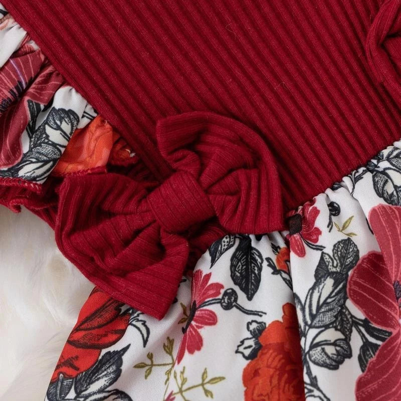 Zauberhafte Baby-Kleidchen-Sets für Mädchen