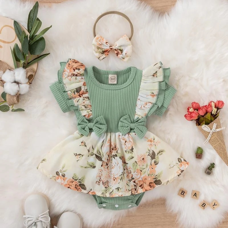 Zauberhafte Baby-Kleidchen-Sets für Mädchen