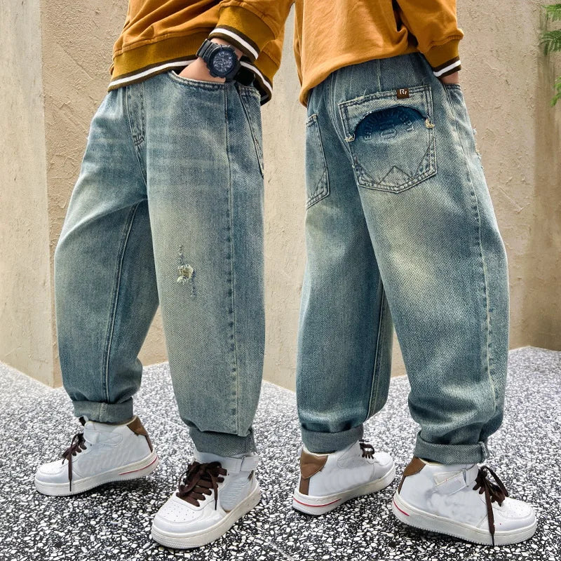 Trendige Baggy-Jeans für Kinder