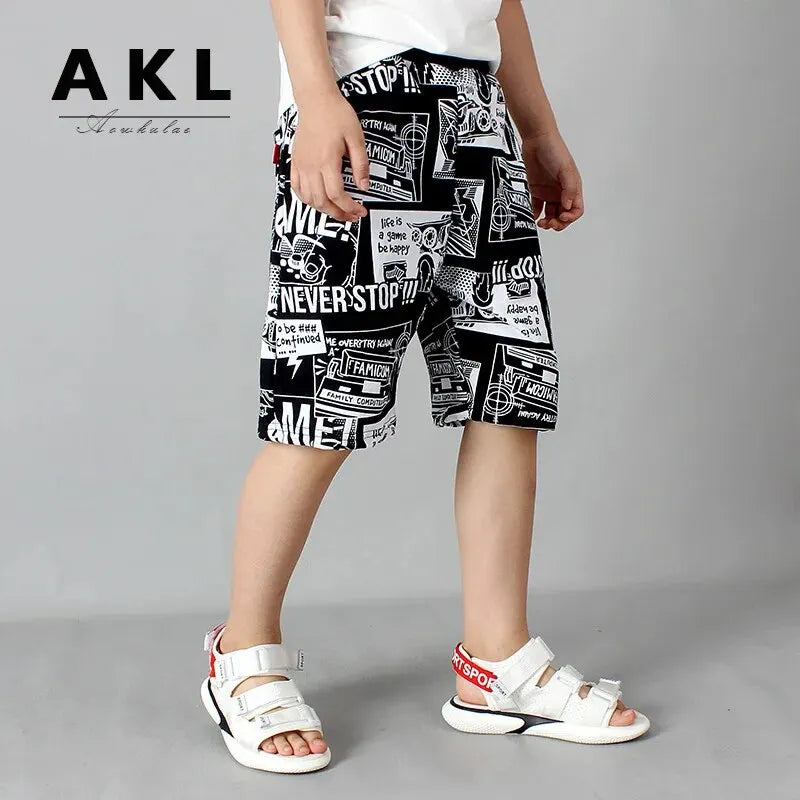 Coole Kinder-Shorts mit Comic-Print