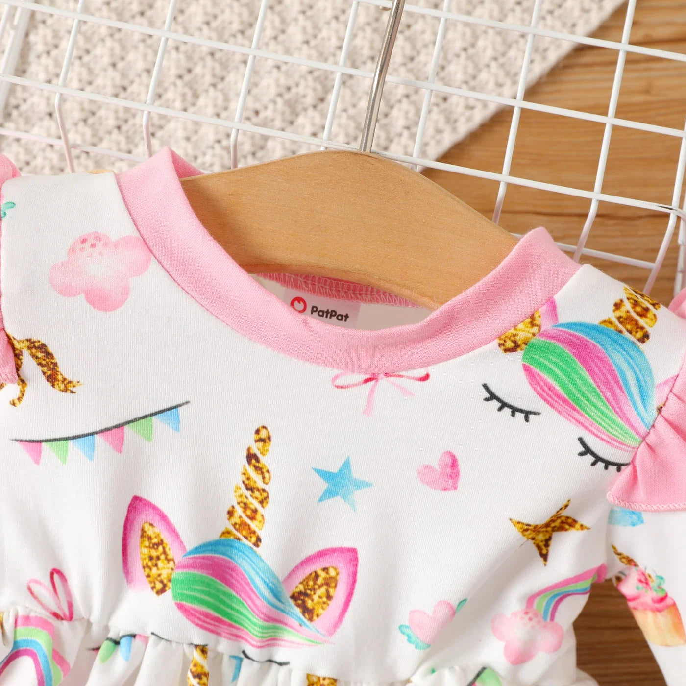 Zauberhaftes Einhorn-Kleid für kleine Prinzessinnen