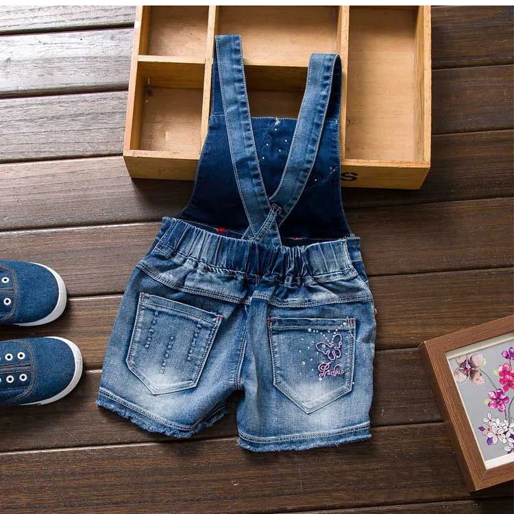 Mädchen Jeans-Latzhose mit Schmetterlingsstickerei
