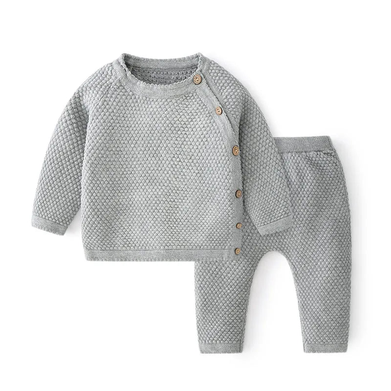 Baby-Strickset – Komfort und Stil für die Kleinsten