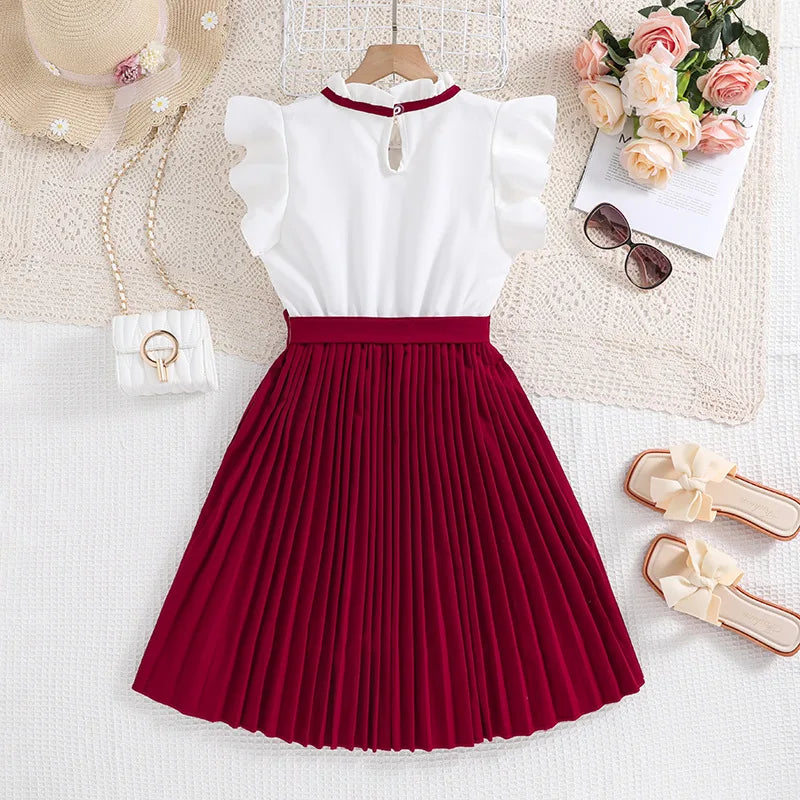 Elegantes Mädchenkleid mit Plisseerock
