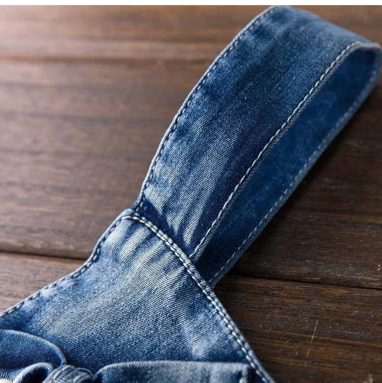 Mädchen Jeans-Latzhose mit Schmetterlingsstickerei