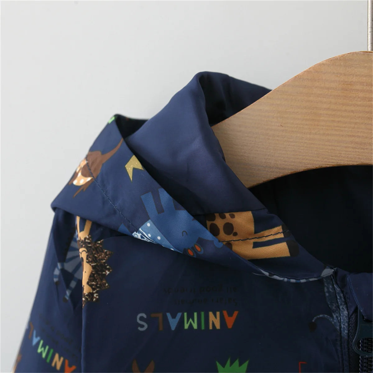 Kinder-Regenjacke mit Tiermotiven