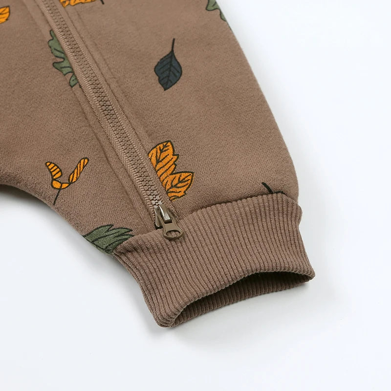 Baby-Overall mit Kapuze – 19 bezaubernde Designs