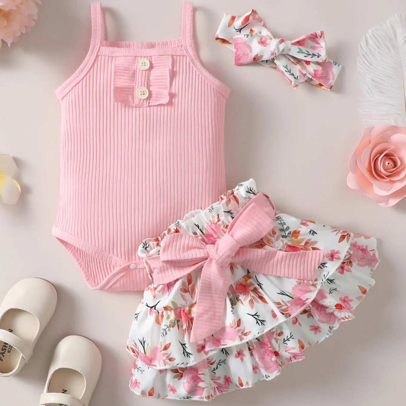 3-teiliges Outfit mit Body, Rock & Haarband
