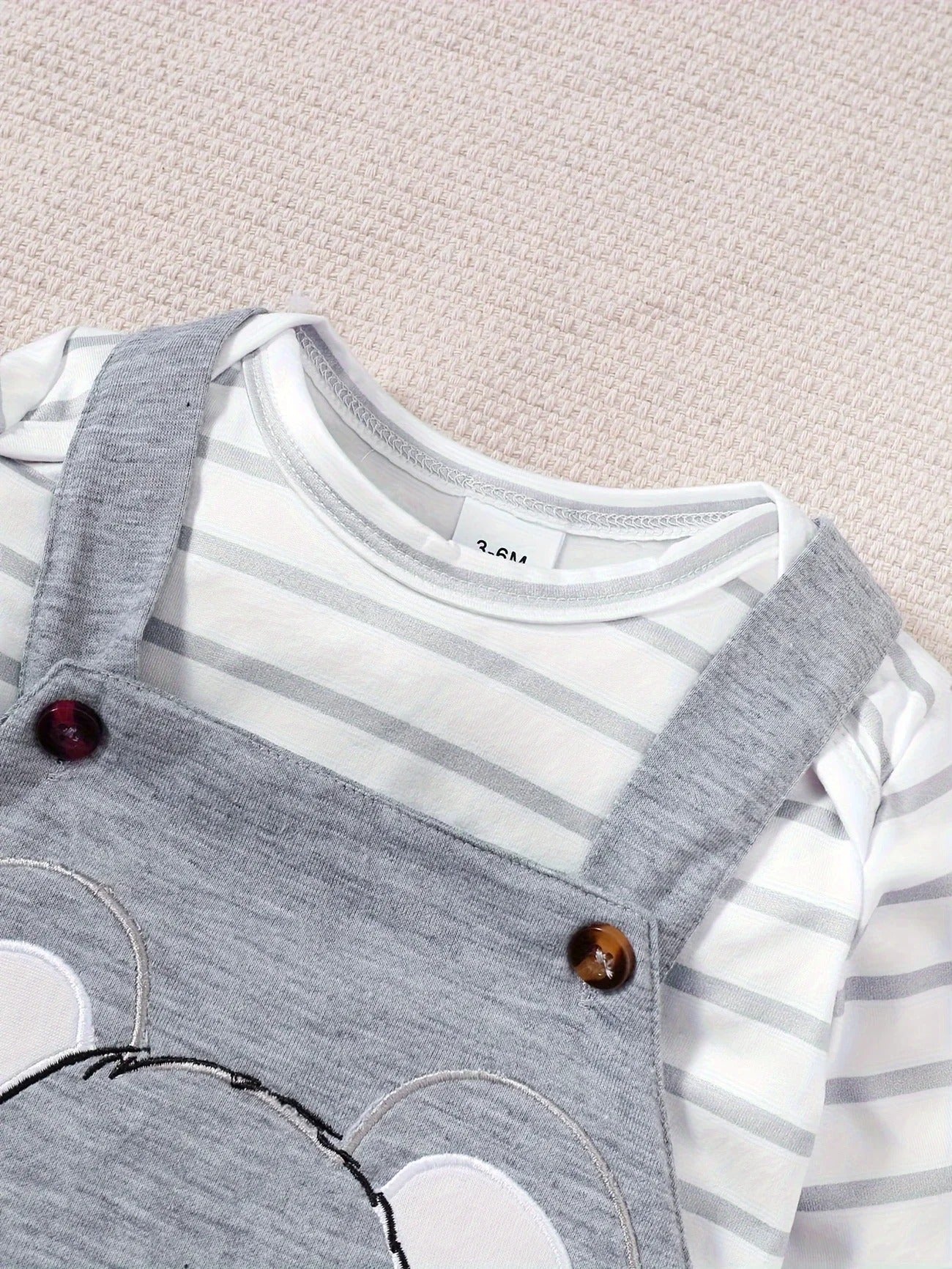 Baby Outfit 2-teilig – Body mit Streifen & Latzhose mit Koala (Größe 50–86)