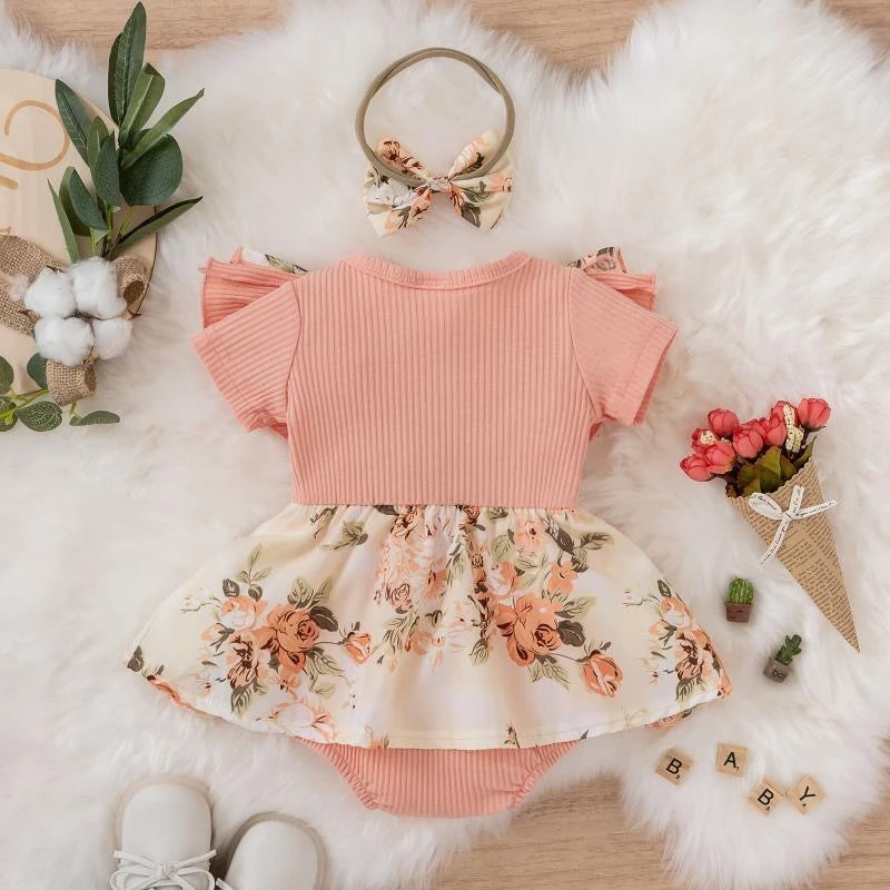Zauberhafte Baby-Kleidchen-Sets für Mädchen