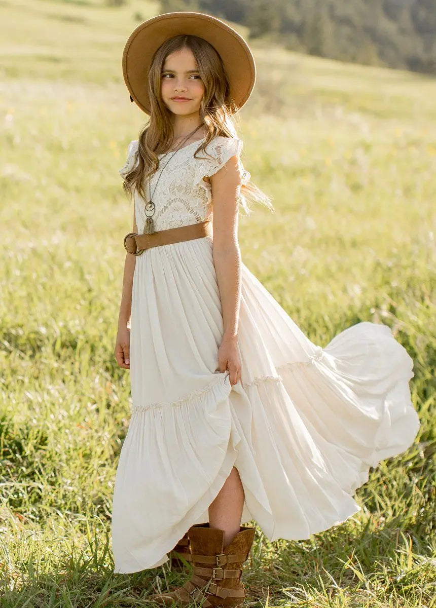 Langes Sommerkleid für Mädchen in zarten Farben