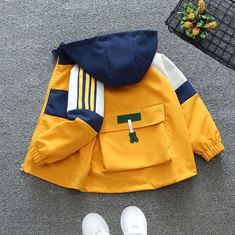 Stylische Jungen-Jacke mit Kapuze – wasserabweisend & praktisch