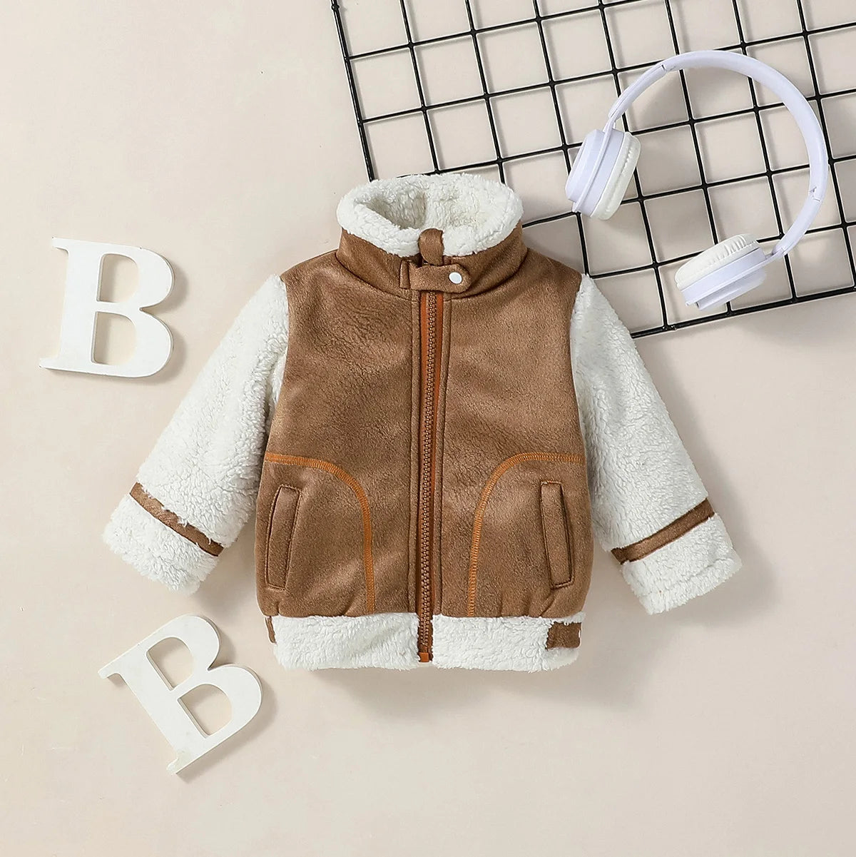 Kuschelige Abenteuerjacke für kleine Entdecker