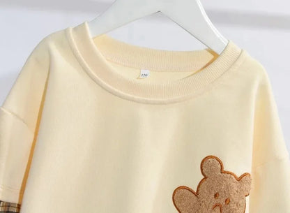 Kuschelige Bärenfreunde-Kollektion – Stilvolles Outfit für kleine Entdecker