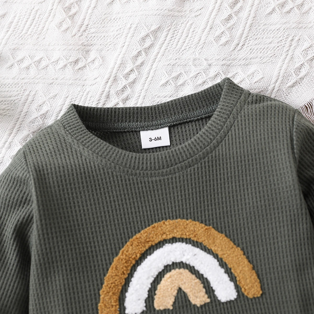 Regenbogen-Sweatshirt für Kinder – Farbenfrohe Gemütlichkeit von Modern Kid