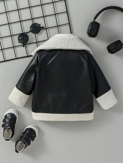 Kuschelweiche Lammfell-Imitat Jacke für kleine Trendsetter