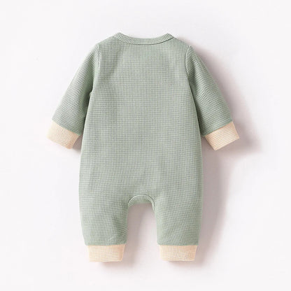 Kuscheliger Baby-Strampler aus Bio-Baumwolle