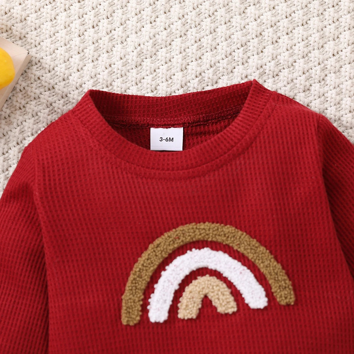 Regenbogen-Sweatshirt für Kinder – Farbenfrohe Gemütlichkeit von Modern Kid