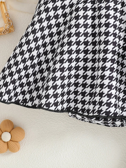 Baby-Mädchen Outfit – 3-teiliges Set mit Hahnentritt-Kleid, Stirnband & Strümpfen