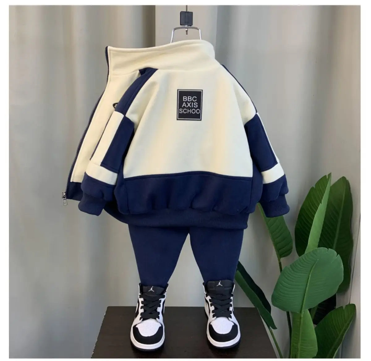 Kinder Jogginganzug für Jungen – Sportlich & Bequem