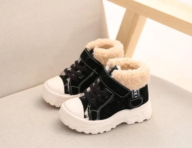 Kuschelwarme Kinder-Winterstiefel "Frosty Steps"